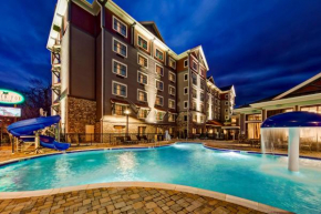 Black Fox Lodge Pigeon Forge, Tapestry Collection by Hilton